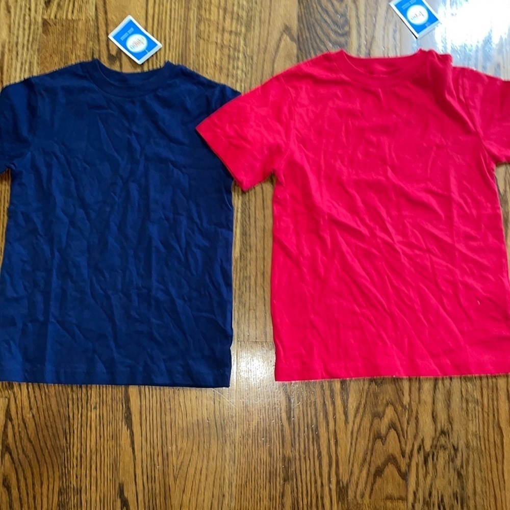 Red and navy t-shirts sizes XS all (4-5), small (6:7) and medium (8-10) NWT